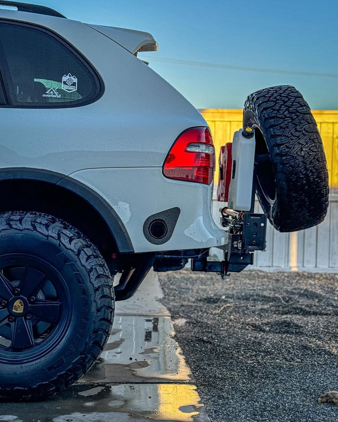 akioverland classic fuch wheel 5x130 on white cayenne gts 957