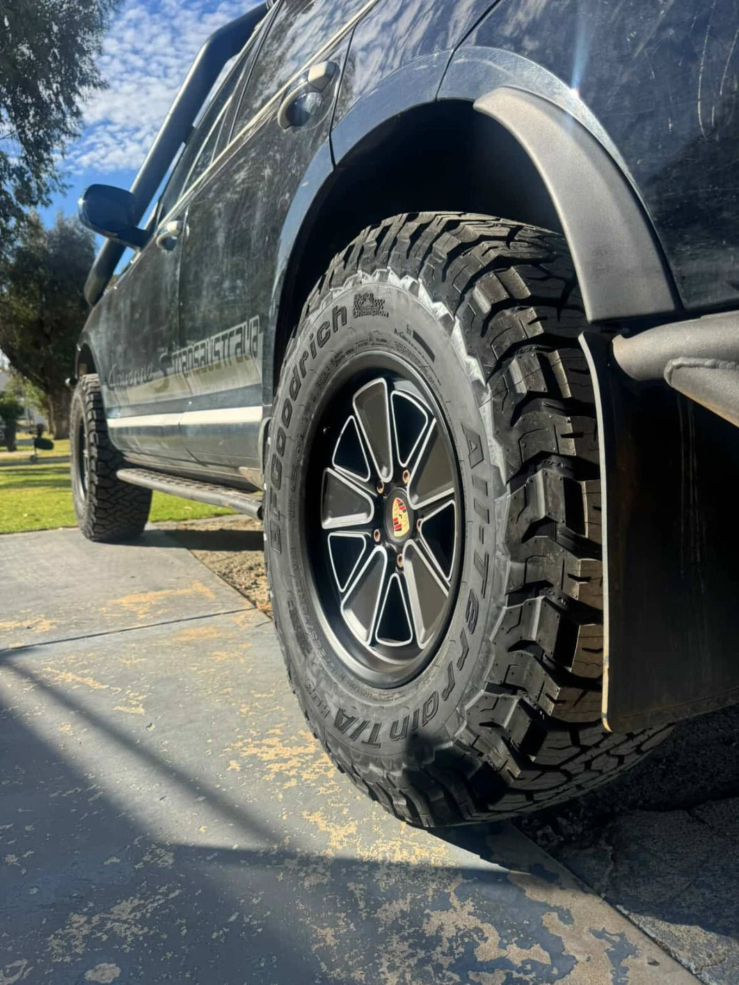 akioverland 5x130 fuch reimagined wheels in satin black on 957 cayenne transaustralia build close up.