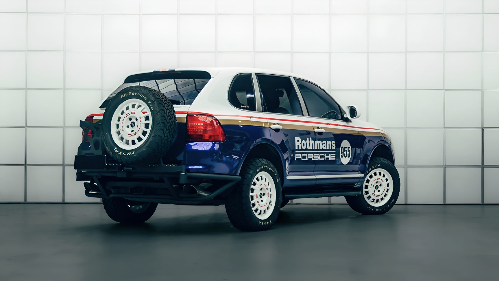 akioverland Cayenne 955 dual swing out tubular offroad bumper