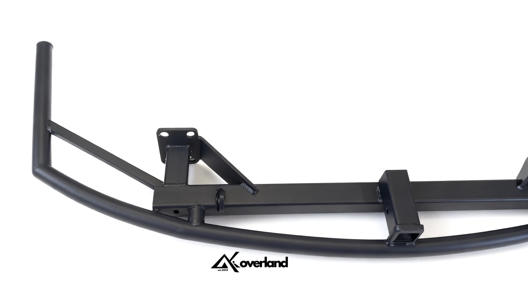 Close-up of Akioverland tubular bumper’s hand-welded joints and recovery point for porsche cayenne 957