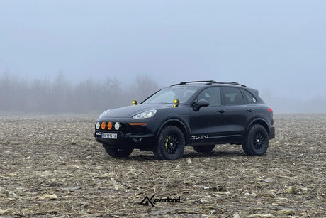 Lifted Porsche Cayenne 958.2 e-hybrid Akioverland subframe drop rainy road overland setup