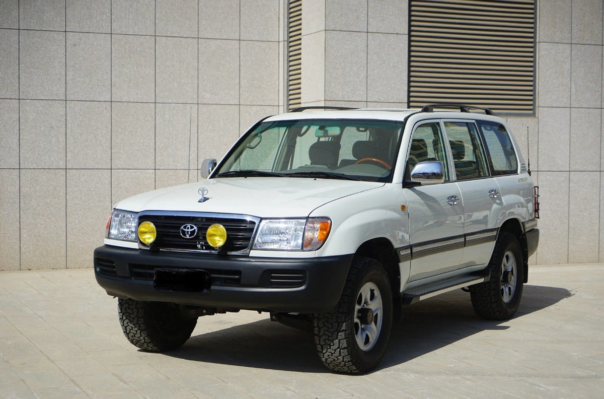 Front Grille Spotlight Bracket for Toyota Land Cruiser LC100 – AkiOverland