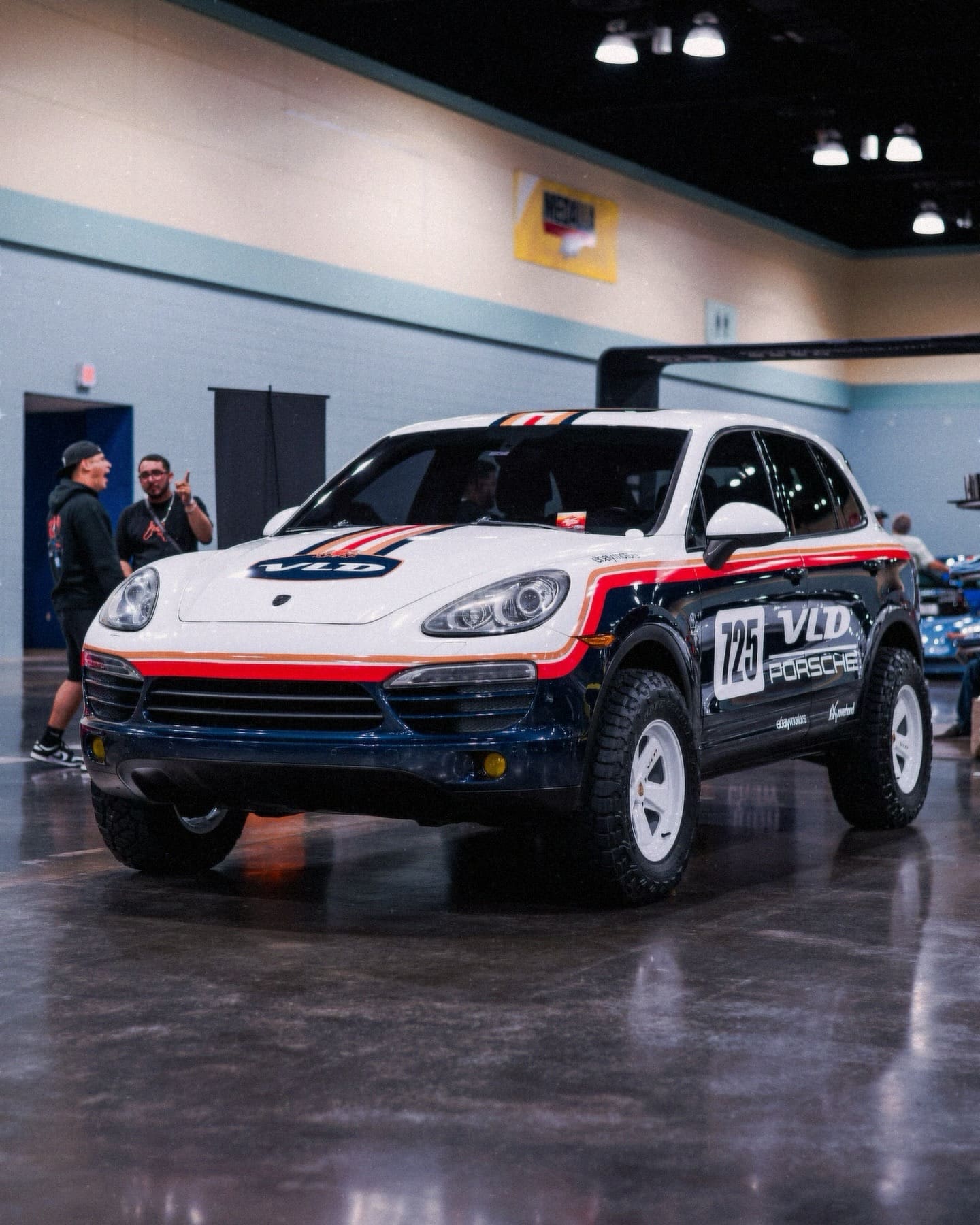 けいけい VLD Porsche Cayenne 958 – AkiOverland