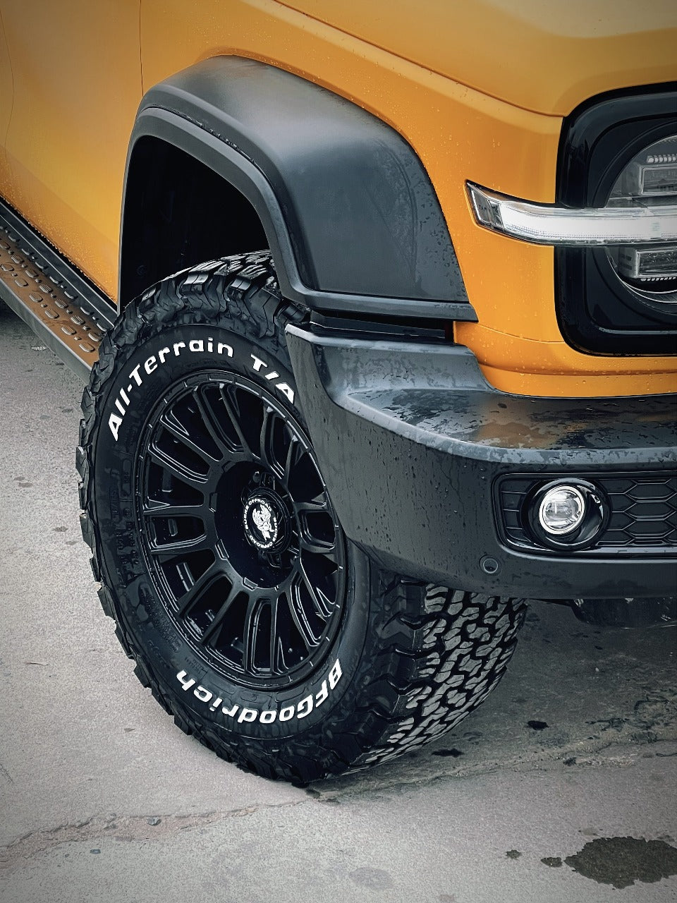bucks offroad wheels b501 black on yellow tank 300