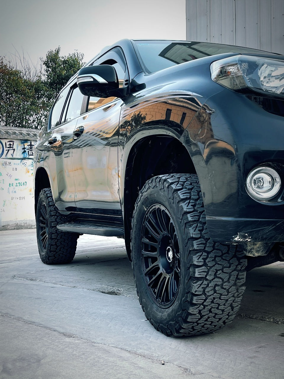 bucks offroad wheels b501 black on black Toyota Prado 150