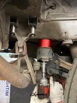 Cayenne Gen 1 underbody view highlighting V3 centering sleeve alignment system