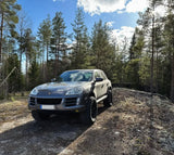 Cayenne S 957 with Akioverland 2.5" air suspension lift kit in Finland (photo 1 of 3)