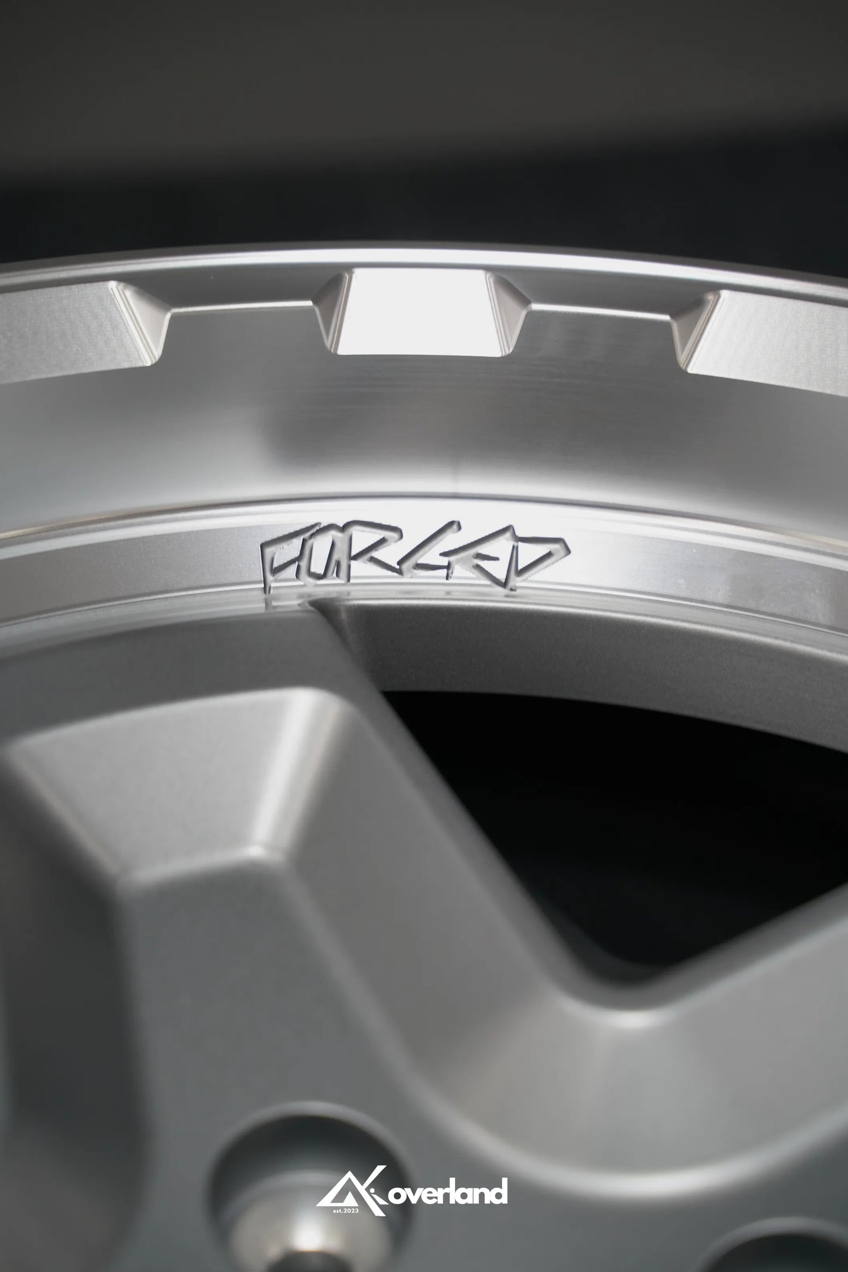 Akioverland forged wheel with engraved FORGED