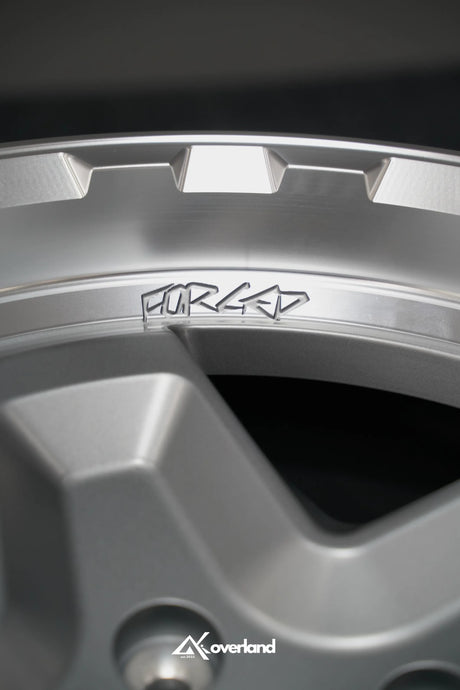 Akioverland forged wheel with engraved FORGED