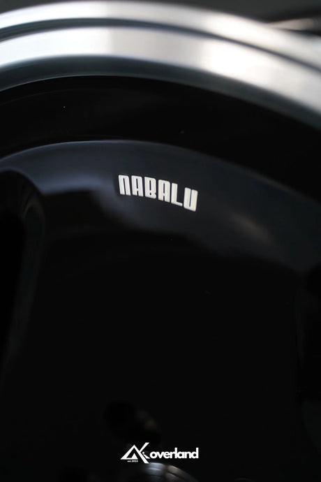 AkiOverland 5x120 forged wheel Nabalu engraving detail close up