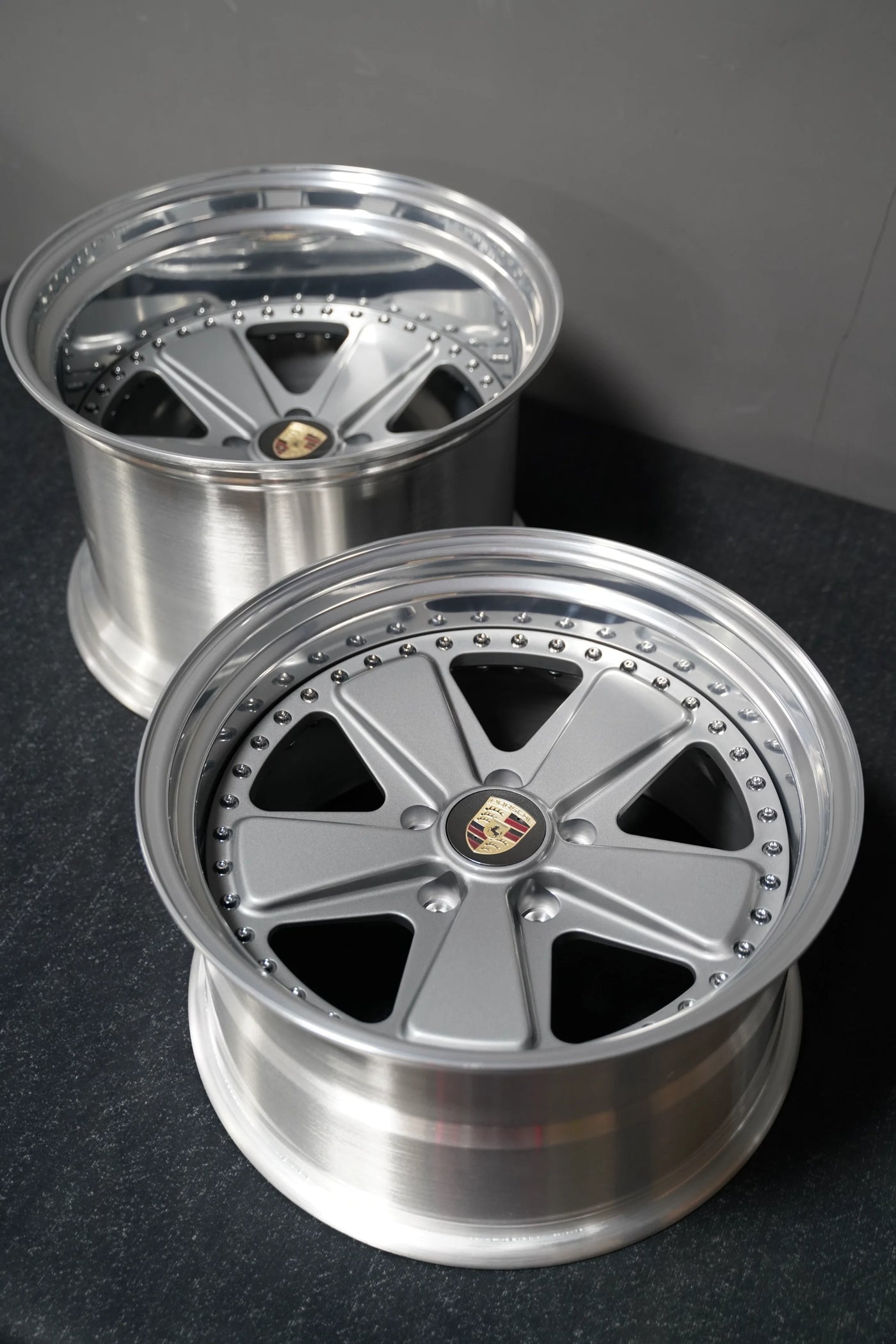 Akioverland 5x130 porsche 957 fuchs wheels 
